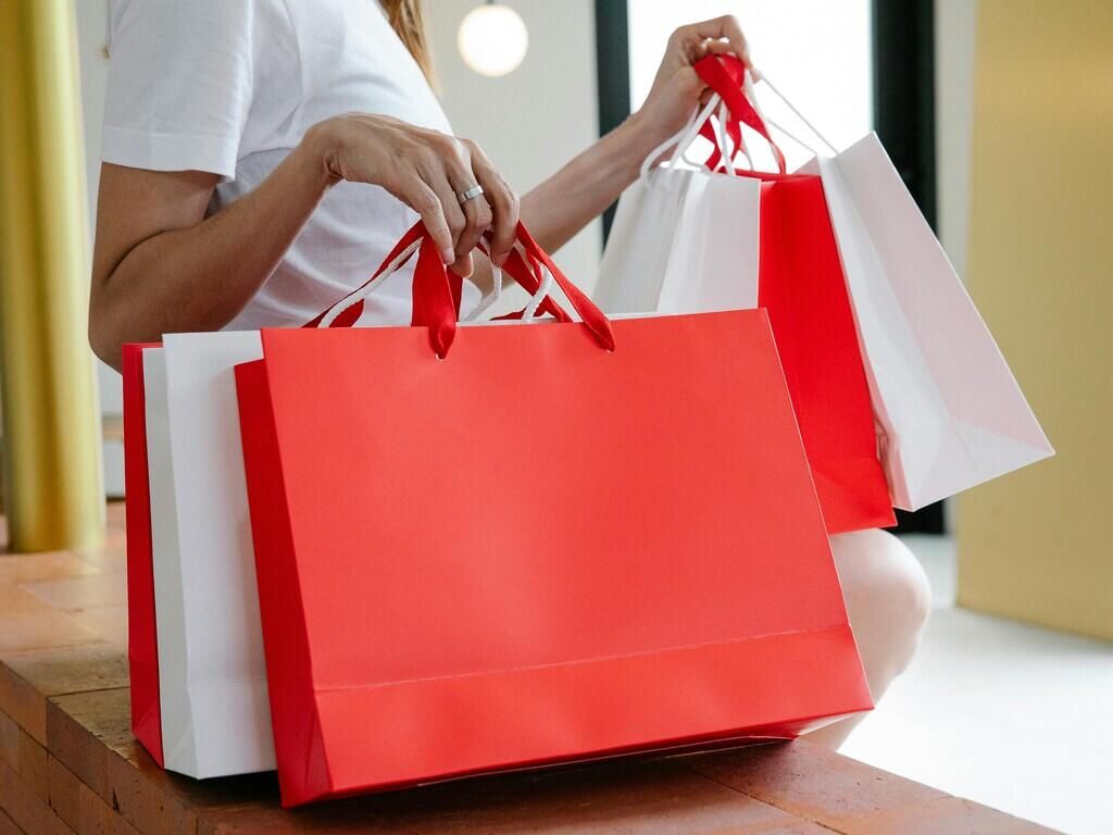 FEC 24/26 ACQUISIZIONE DEL SERVIZIO “ASSISTENZA TECNICA PER STOCCAGGIO, SPEDIZIONE E SMALTIMENTO DEI MATERIALI DI PROMOZIONE TURISTICA” PER LA DIREZIONE GENERALE TURISMO, MARKETING TERRITORIALE E MODA