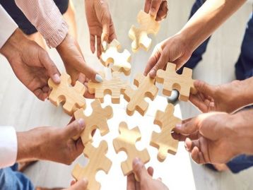 AVVISO PUBBLICO A MANIFESTARE INTERESSE RIVOLTO A SOGGETTI PRIVATI CON PERSONALITÀ GIURIDICA CHE INTENDANO SOTTOSCRIVERE ACCORDI DI COLLABORAZIONE CON LA DIREZIONE GENERALE FAMIGLIA, SOLIDARIETÀ SOCIALE, DISABILITÀ E PARI OPPORTUNITÀ IN AMBITO SOCIALE.